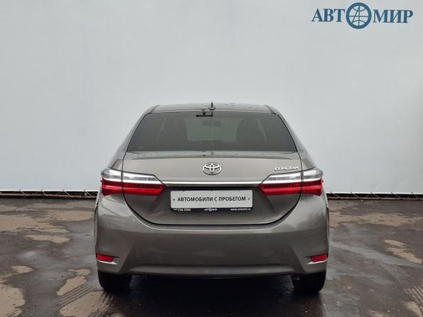 Toyota Corolla XI (E160 E170 E180) Рестайлинг 1 с пробегом 2018 года, цена 1 710 000 рублей, 79967 км, седан, Автокод Объявления