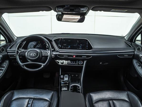 Hyundai Sonata VIII (DN8) с пробегом 2021 года, цена 2 750 000 рублей, 92677 км, седан, Автокод Объявления