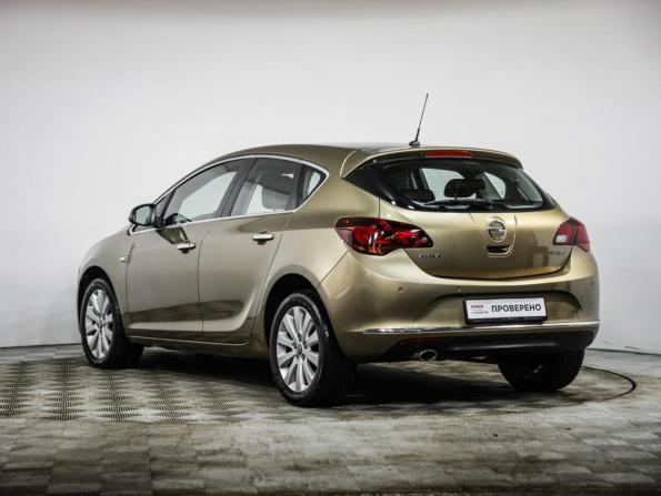 Opel Astra J Рестайлинг с пробегом 2013 года, цена 729 000 рублей, 228058 км, хэтчбек, Автокод Объявления