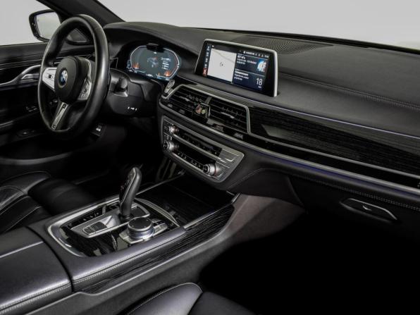 BMW 7 серии VI (G11/G12) Рестайлинг с пробегом 2021 года, цена 7 900 000 рублей, 62000 км, седан, Автокод Объявления