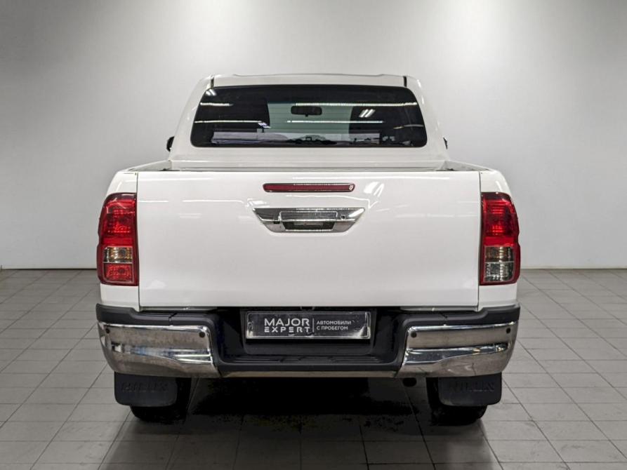 Toyota Hilux VIII Москва  - изображение 6