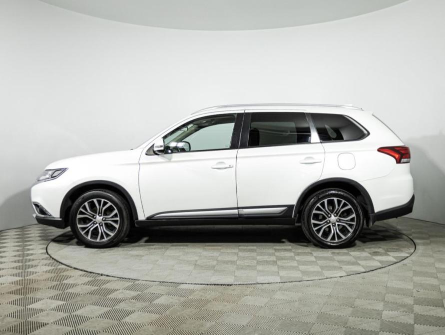 Mitsubishi Outlander III Рестайлинг 2 Санкт-Петербург  - изображение 9
