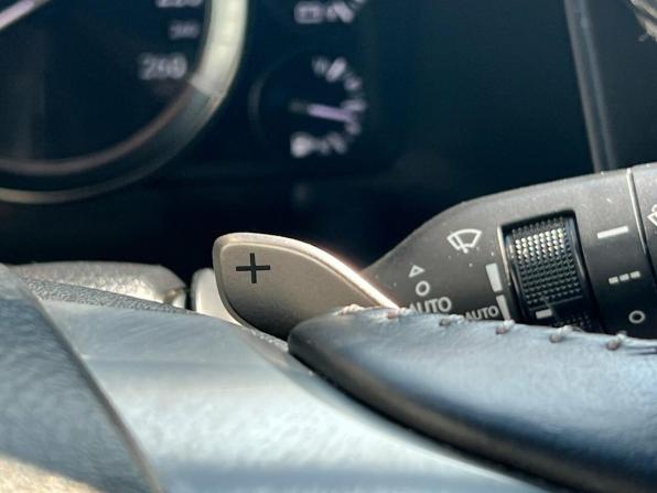 Lexus LX III Рестайлинг 2 с пробегом 2017 года, цена 6 494 000 рублей, 315474 км, внедорожник, Автокод Объявления