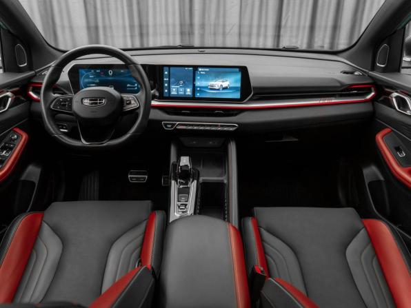 Geely Coolray I Рестайлинг с пробегом 2023 года, цена 2 240 000 рублей, 25605 км, внедорожник, Автокод Объявления