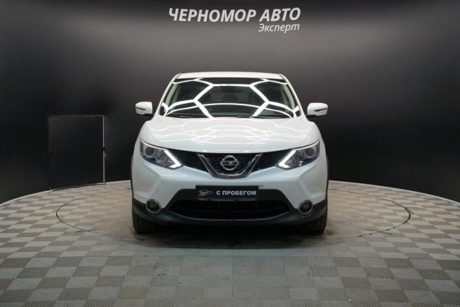 Nissan Qashqai II с пробегом 2017 года, цена 1 730 000 рублей, 80326 км, внедорожник, Автокод Объявления