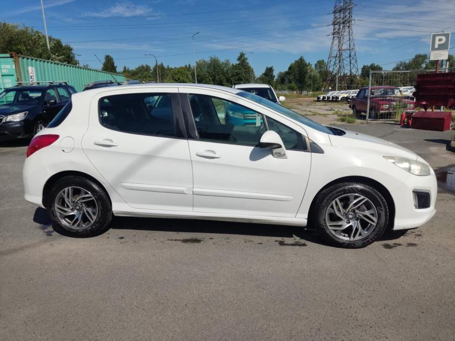 Peugeot 308 I Рестайлинг Санкт-Петербург  - изображение 3