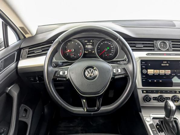Volkswagen Passat B8 с пробегом 2019 года, цена 2 185 000 рублей, 75901 км, седан, Автокод Объявления