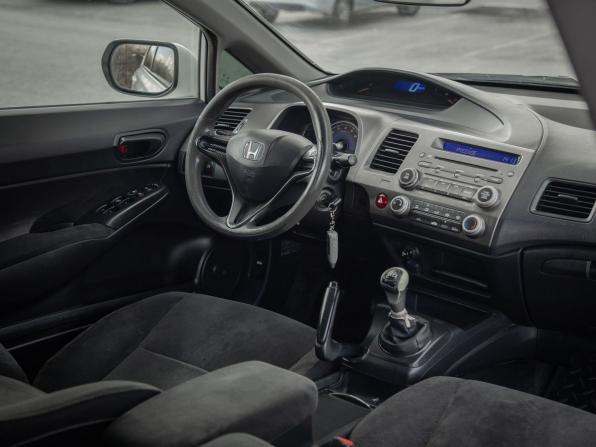 Honda Civic VIII Рестайлинг с пробегом 2010 года, цена 595 000 рублей, 337707 км, седан, Автокод Объявления