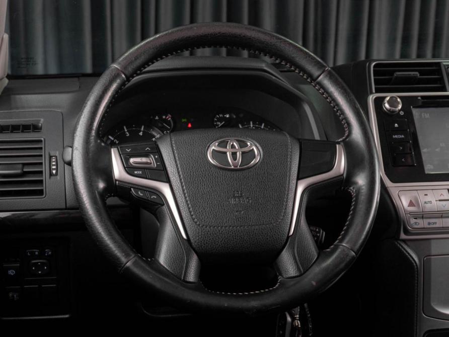 Toyota Land Cruiser Prado 150 Series Рестайлинг 2 Тюмень  - изображение 18