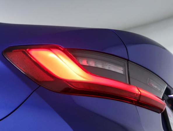 BMW 3 серии VII (G2x) с пробегом 2021 года, цена 3 300 000 рублей, 127054 км, седан, Автокод Объявления