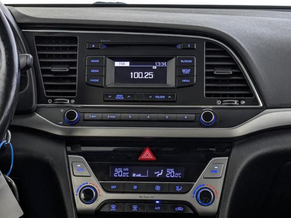 Hyundai Elantra VI (AD) с пробегом 2017 года, цена 1 275 000 рублей, 115100 км, седан, Автокод Объявления