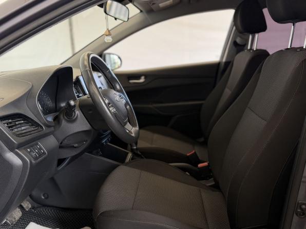 Hyundai Solaris II Рестайлинг с пробегом 2022 года, цена 1 490 000 рублей, 77700 км, седан, Автокод Объявления