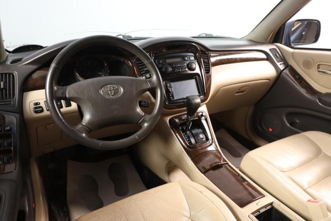 Toyota Highlander I (XU20) с пробегом 2002 года, цена 899 000 рублей, 242946 км, внедорожник, Автокод Объявления