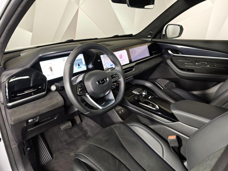 Geely Monjaro I Москва  - изображение 19