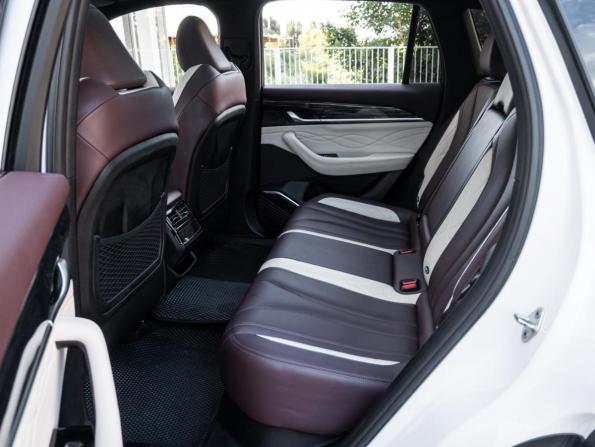Geely Xingyue L I Рестайлинг с пробегом 2024 года, цена 3 127 000 рублей, 79425 км, внедорожник, Автокод Объявления