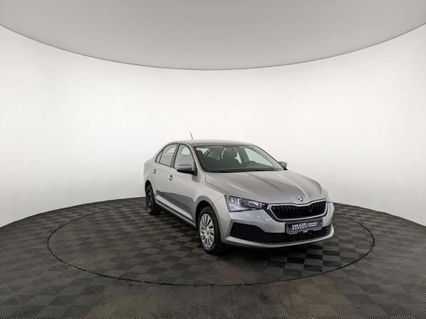 Skoda Rapid II с пробегом 2021 года, цена 1 550 000 рублей, 72302 км, лифтбек, Автокод Объявления