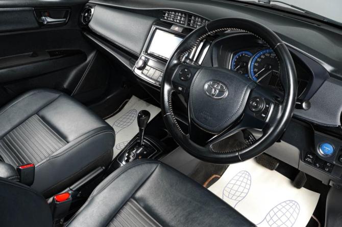 Toyota Corolla XI (E160 E170 E180) с пробегом 2017 года, цена 1 649 000 рублей, 120000 км, универсал, Автокод Объявления