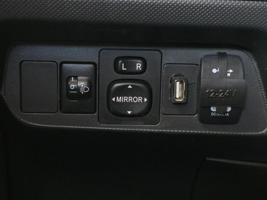 Toyota Auris I Таганрог  - изображение 20
