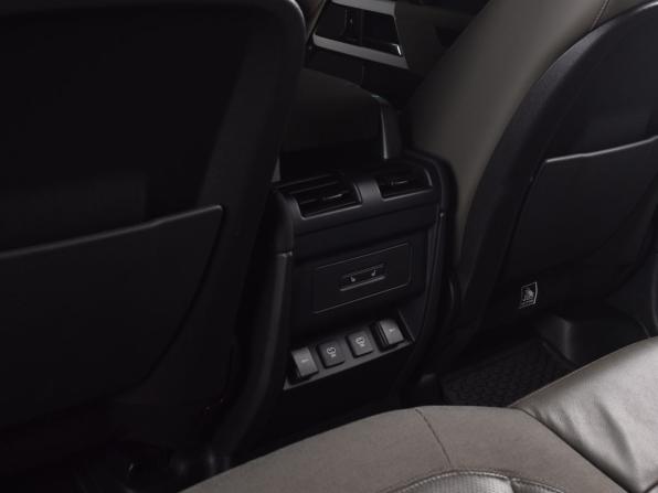 Land Rover Defender II с пробегом 2021 года, цена 4 999 995 рублей, 131041 км, внедорожник, Автокод Объявления
