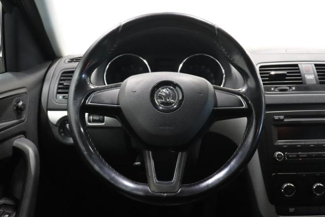 Skoda Yeti I Рестайлинг с пробегом 2014 года, цена 1 170 000 рублей, 97636 км, внедорожник, Автокод Объявления