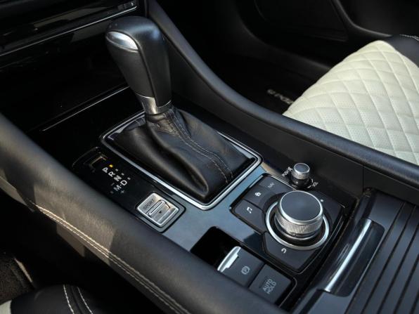 Mazda 6 III (GJ) Рестайлинг 2 с пробегом 2019 года, цена 2 160 000 рублей, 94105 км, седан, Автокод Объявления