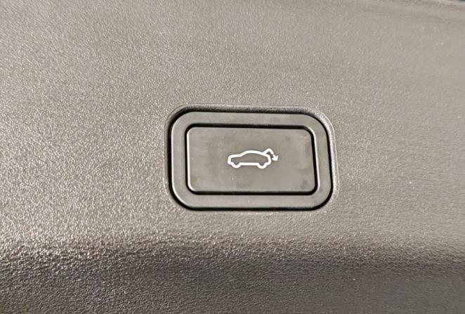 Geely Monjaro I с пробегом 2024 года, цена 3 290 000 рублей, 68052 км, внедорожник, Автокод Объявления