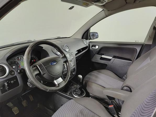 Ford Fusion I Рестайлинг с пробегом 2008 года, цена 300 000 рублей, 219163 км, хэтчбек, Автокод Объявления