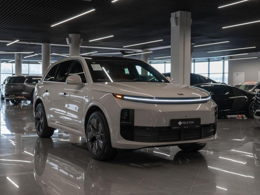 Li Auto (Lixiang) L6 Москва  - изображение 2