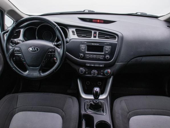 Kia Ceed II с пробегом 2014 года, цена 797 000 рублей, 242205 км, хэтчбек, Автокод Объявления