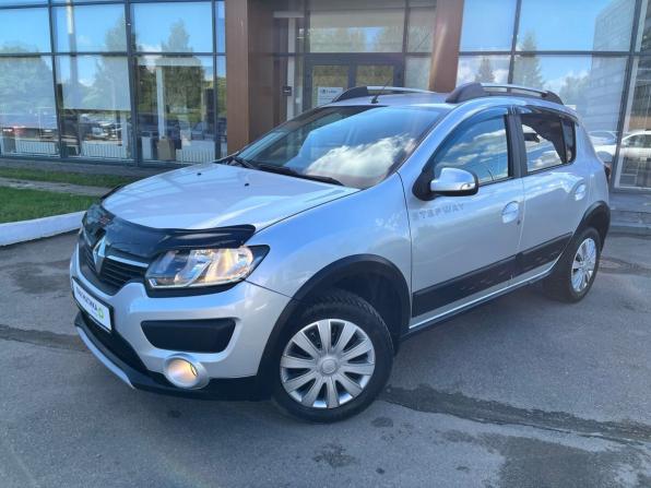 Renault Sandero II с пробегом 2016 года, цена 950 000 рублей, 125880 км, хэтчбек, Автокод Объявления
