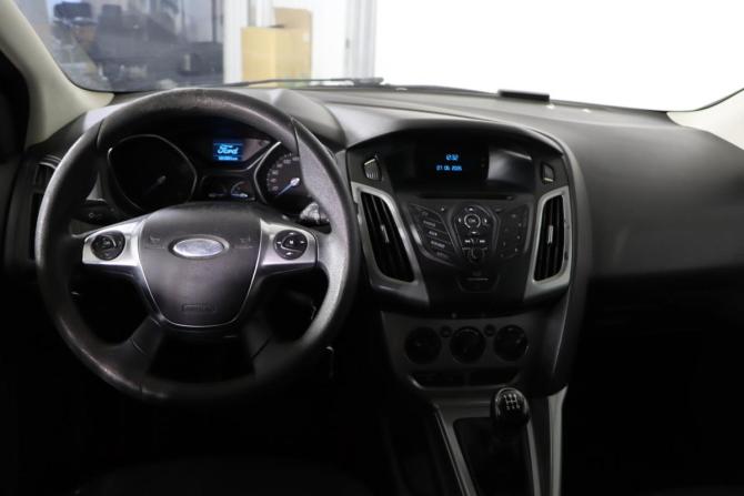 Ford Focus III с пробегом 2013 года, цена 729 990 рублей, 181000 км, хэтчбек, Автокод Объявления