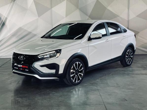 Lada (ВАЗ) Vesta I Рестайлинг (NG) с пробегом 2023 года, цена 1 380 000 рублей, 60600 км, седан, Автокод Объявления