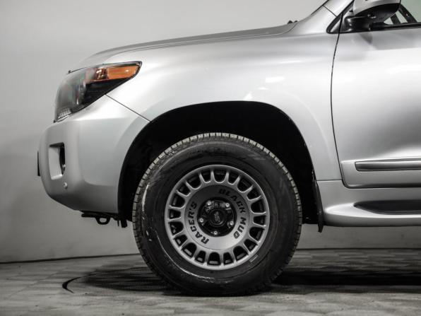 Toyota Land Cruiser 200 Series Рестайлинг 1 с пробегом 2014 года, цена 2 749 000 рублей, 579639 км, внедорожник, Автокод Объявления
