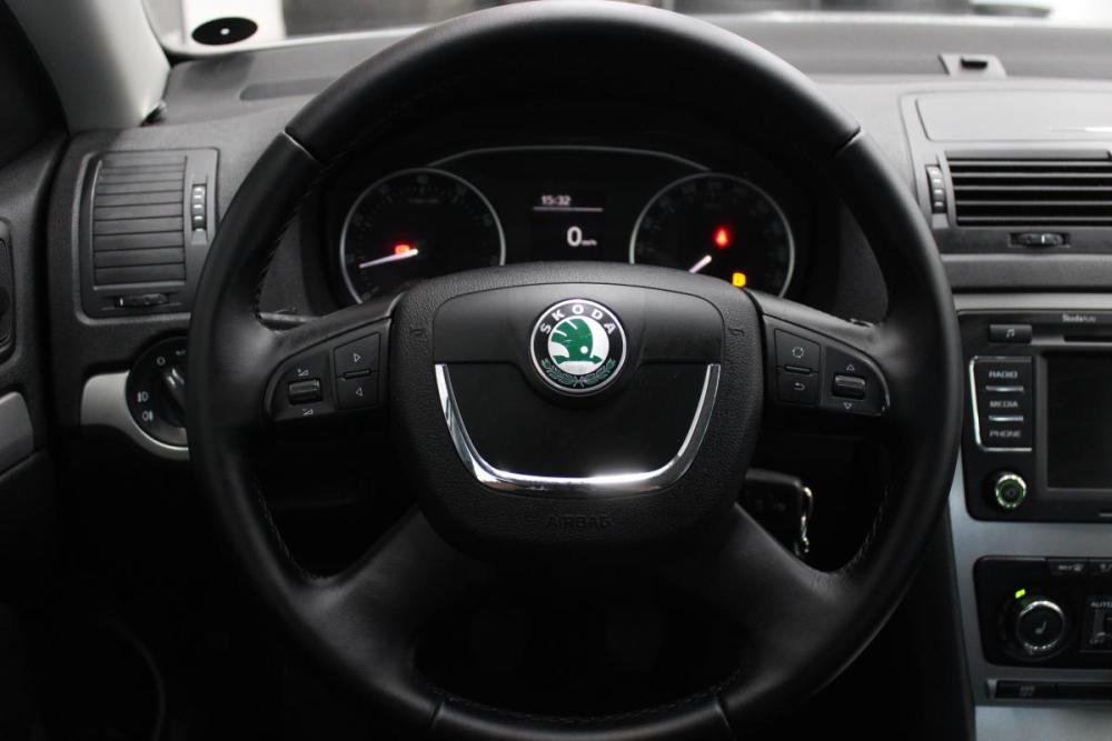 Skoda Octavia II (A5) Рестайлинг Томск  - изображение 10