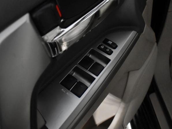 Toyota Land Cruiser 200 Series Рестайлинг 1 с пробегом 2012 года, цена 3 049 000 рублей, 317237 км, внедорожник, Автокод Объявления