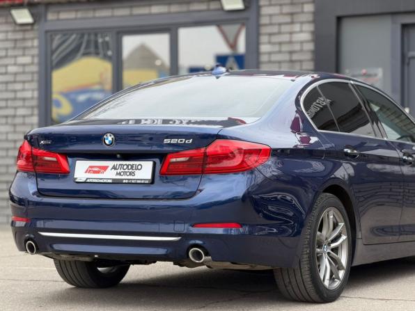BMW 5 серии VII (G30/G31/G38) с пробегом 2017 года, цена 2 460 000 рублей, 225449 км, седан, Автокод Объявления