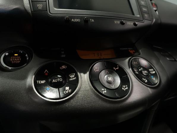 Toyota RAV4 III (XA30) Рестайлинг с пробегом 2012 года, цена 1 444 700 рублей, 231651 км, внедорожник, Автокод Объявления
