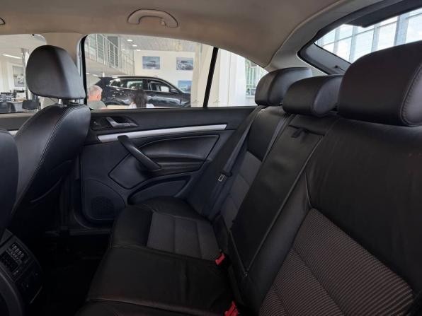 Skoda Octavia II (A5) Рестайлинг с пробегом 2013 года, цена 789 900 рублей, 265987 км, лифтбек, Автокод Объявления