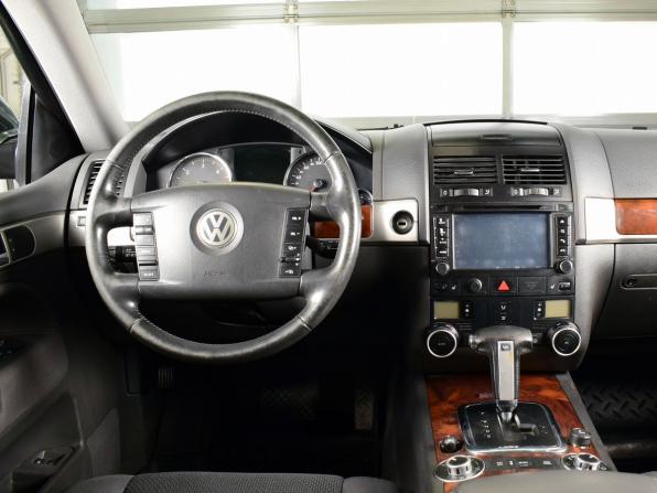 Volkswagen Touareg I Рестайлинг с пробегом 2008 года, цена 1 099 999 рублей, 356889 км, внедорожник, Автокод Объявления