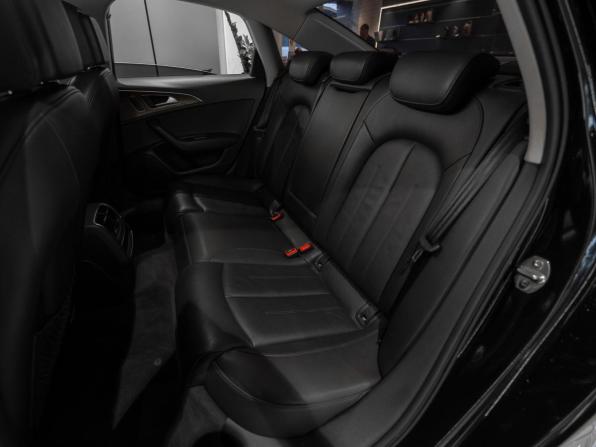 Audi A6 IV (C7) Рестайлинг с пробегом 2015 года, цена 2 275 000 рублей, 141710 км, седан, Автокод Объявления