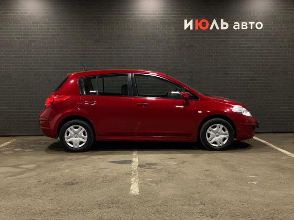 Nissan Tiida I Рестайлинг с пробегом 2012 года, цена 909 000 рублей, 177029 км, хэтчбек, Автокод Объявления