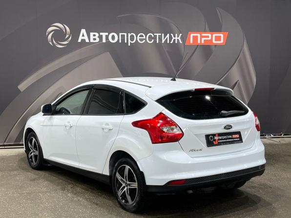 Ford Focus III с пробегом 2014 года, цена 560 000 рублей, 237100 км, хэтчбек, Автокод Объявления