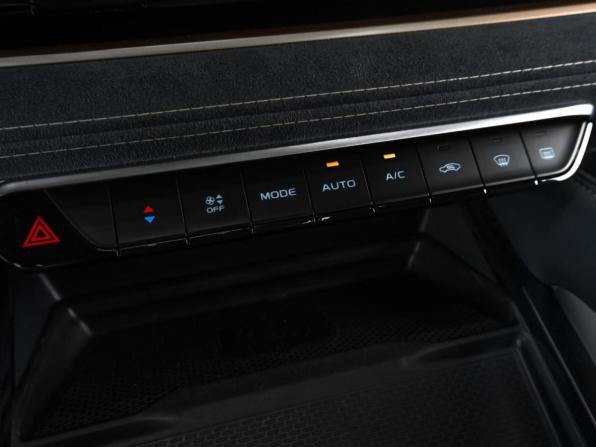 Geely Monjaro I с пробегом 2023 года, цена 2 899 000 рублей, 88224 км, внедорожник, Автокод Объявления