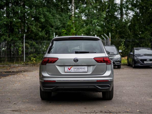 Volkswagen Tiguan II Рестайлинг с пробегом 2021 года, цена 2 330 000 рублей, 116984 км, внедорожник, Автокод Объявления