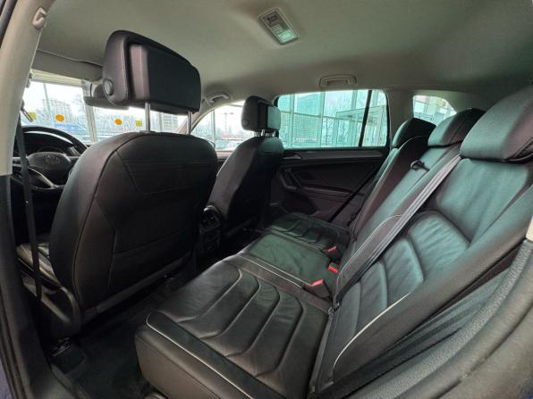 Volkswagen Tiguan II Рестайлинг с пробегом 2021 года, цена 2 920 000 рублей, 152920 км, внедорожник, Автокод Объявления