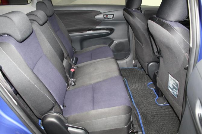 Toyota Wish II Рестайлинг с пробегом 2012 года, цена 1 229 000 рублей, 158000 км, минивэн, Автокод Объявления