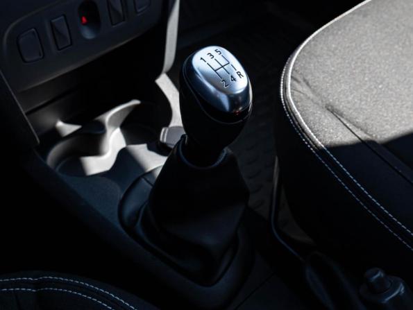 Renault Sandero II Рестайлинг с пробегом 2021 года, цена 1 019 000 рублей, 103326 км, хэтчбек, Автокод Объявления