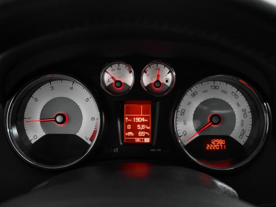 Peugeot 408 I Санкт-Петербург  - изображение 18