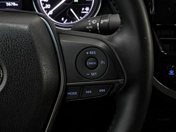 Toyota Camry VIII (XV70) Рестайлинг с пробегом 2021 года, цена 3 750 000 рублей, 5674 км, седан, Автокод Объявления