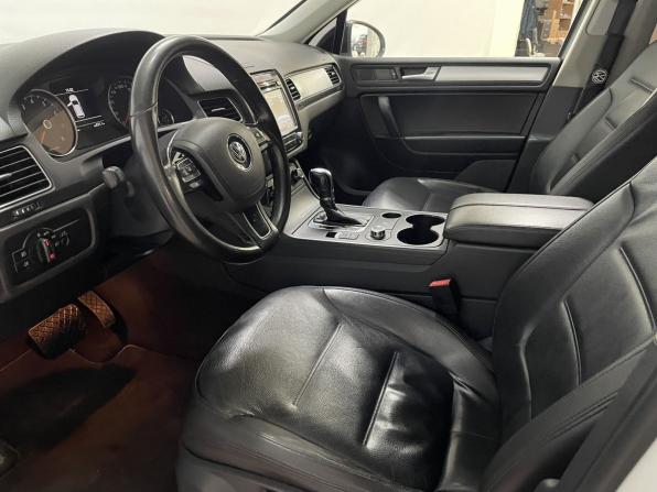 Volkswagen Touareg II с пробегом 2012 года, цена 1 700 000 рублей, 179334 км, внедорожник, Автокод Объявления